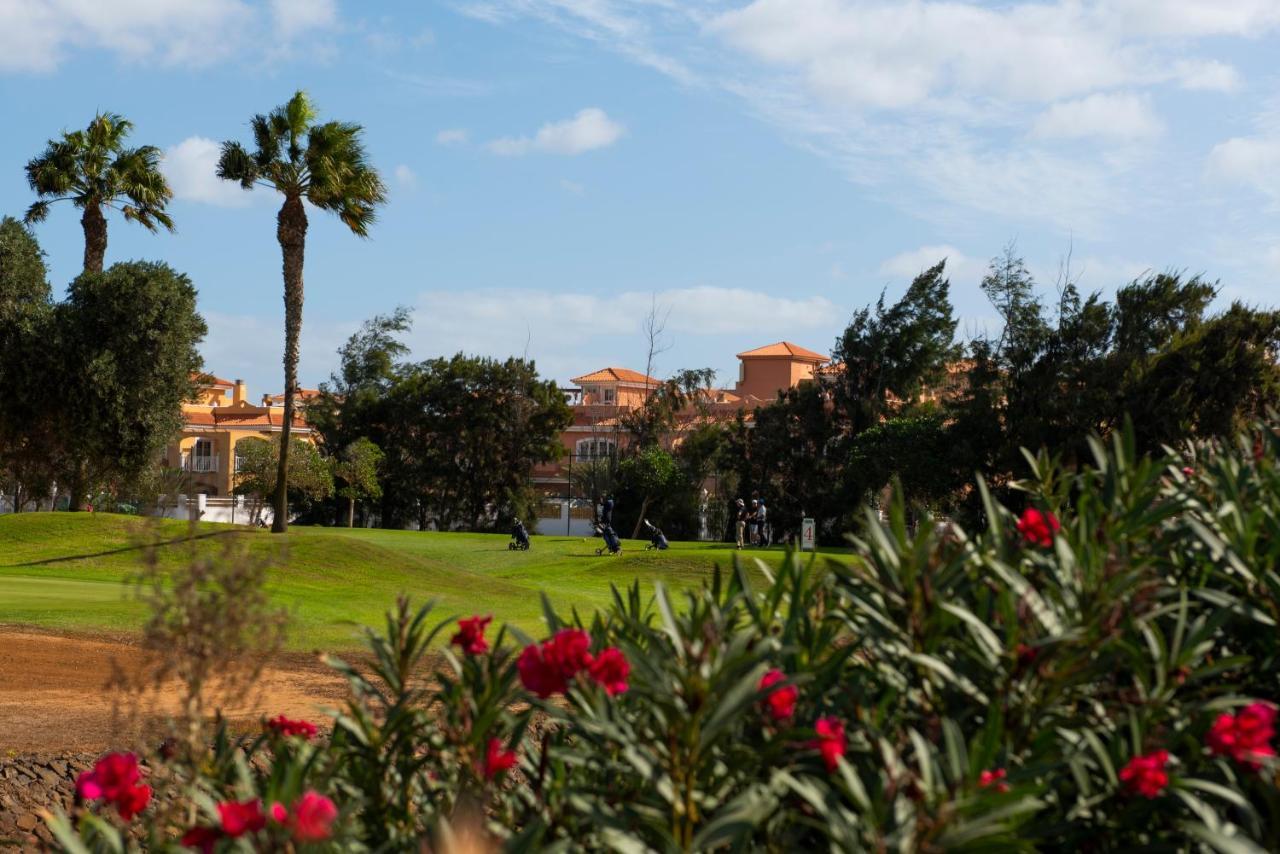 Green View Luxury Appartment In New Complex Pueblo Majorero Next To Golf Course 5 Min Walk From The Beach And Atlantico Shopping Centre In Caleta De Fuste Next To Cassino And Elba Sara Hotel 2 Bedrooms 2 Bathrooms Huge Terace! Exterior foto